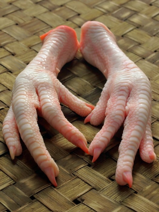 10 Weird Things About Hong Kong That FREAK OUT Foreigners Spacious