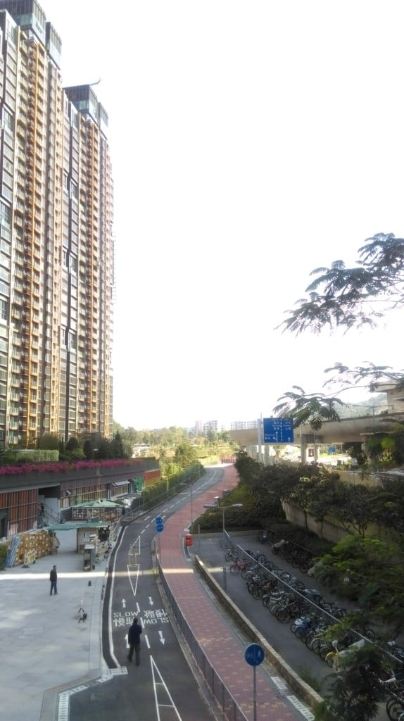 The cycling path right outside of the Wu Kai Sha Station