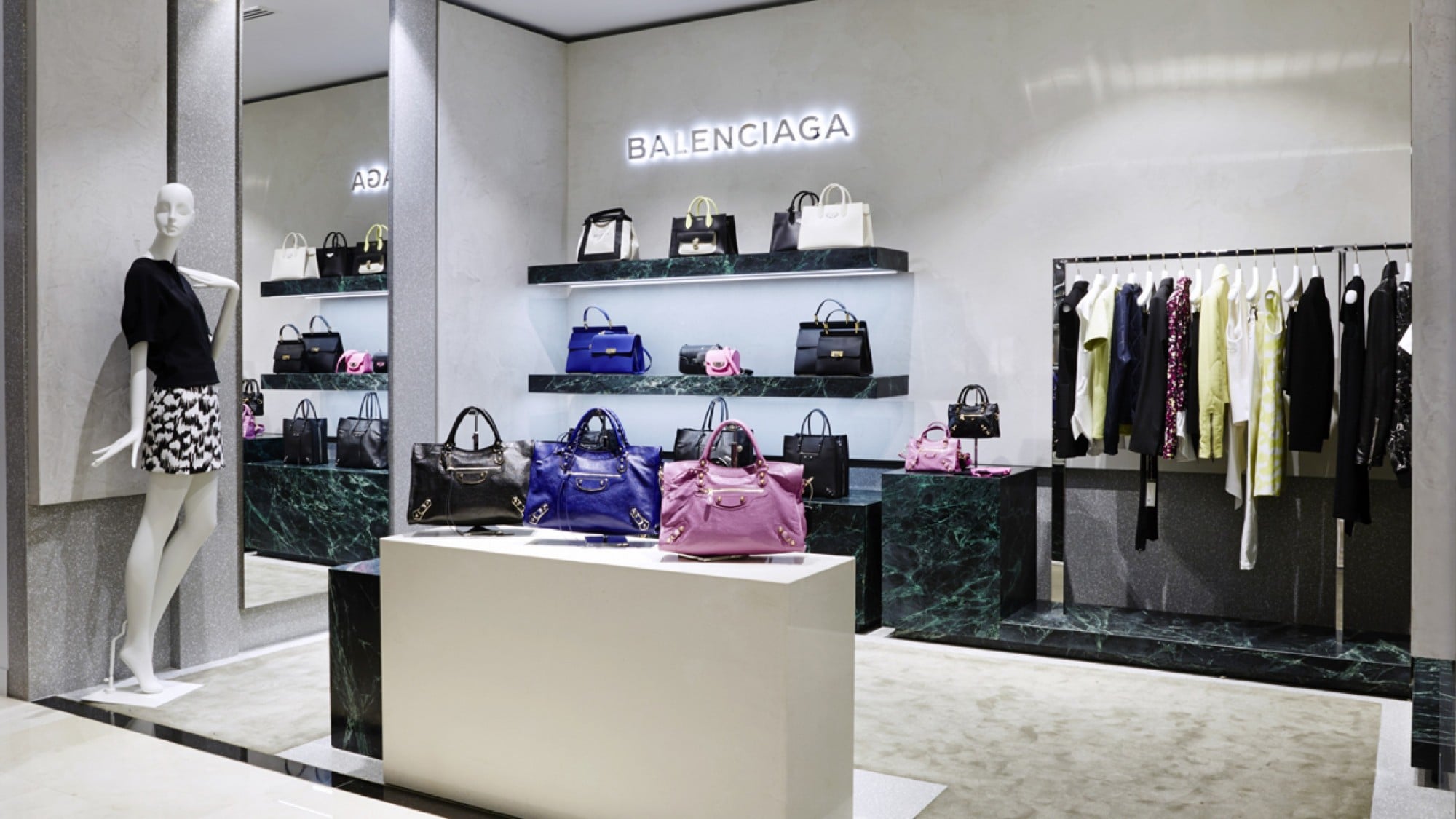 balenciaga-shop