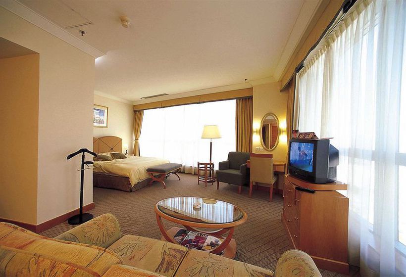 7 Cosy Apartment Hotels in Hong Kong