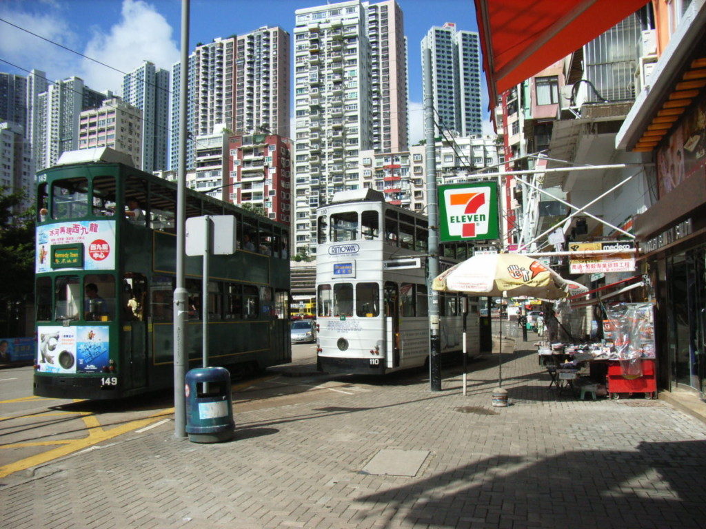 跑馬地居民可乘坐電車,直達銅鑼灣及灣仔。圖片來源:Wikipedia。