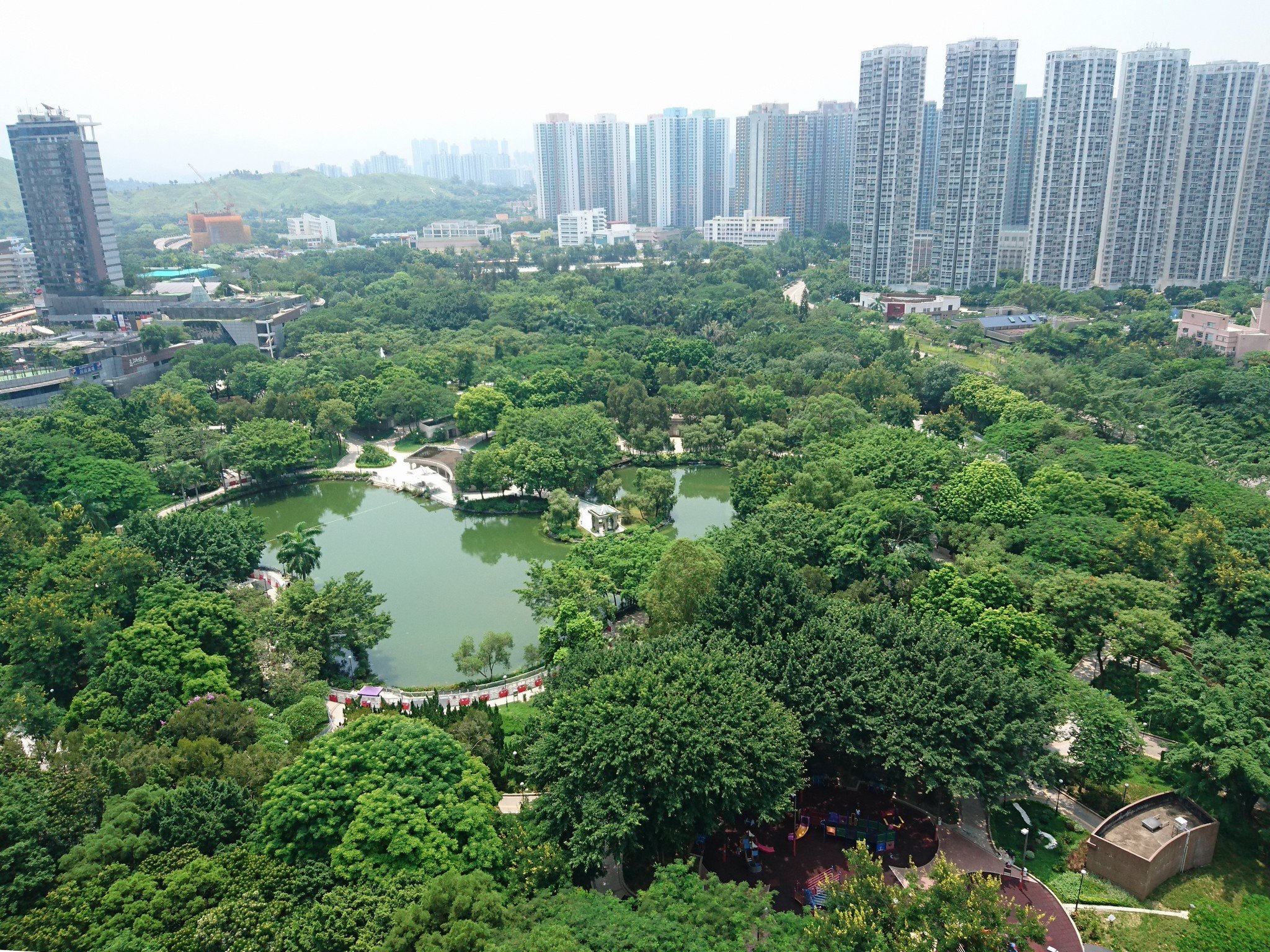 嘉湖山莊-翠湖居-天水圍公園-人工湖